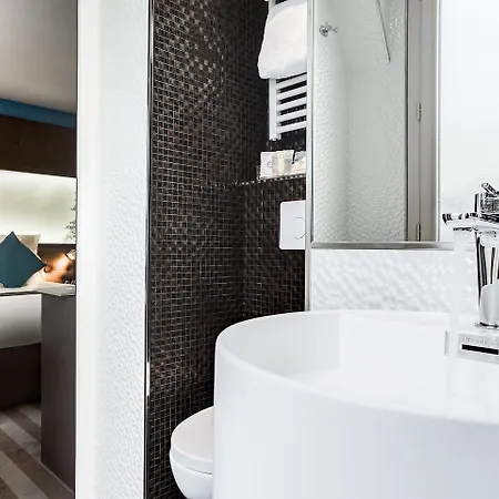 Western Nouvel Orleans Montparnasse