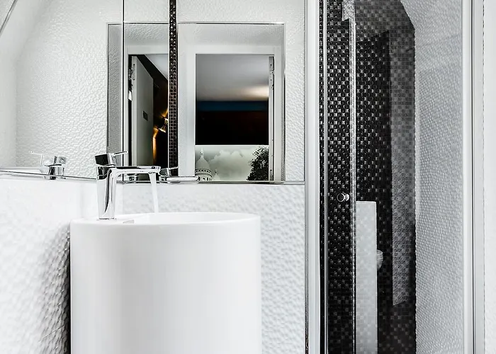 ベスト ウエスタン ヌーヴル オルレアンズ モンパルナス パリ